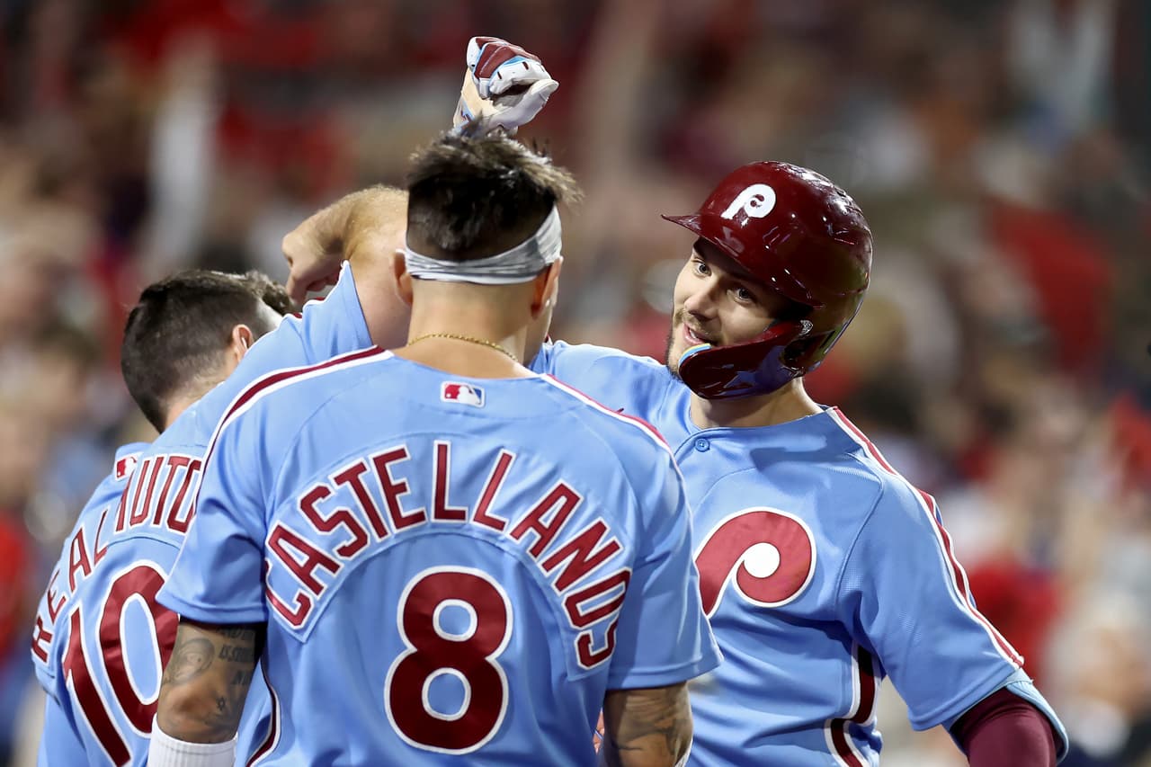 Baja de la 4ta: El jonrón de Nick Castellanos empata el marcador para los Phillies. Marca ahora 1-1.