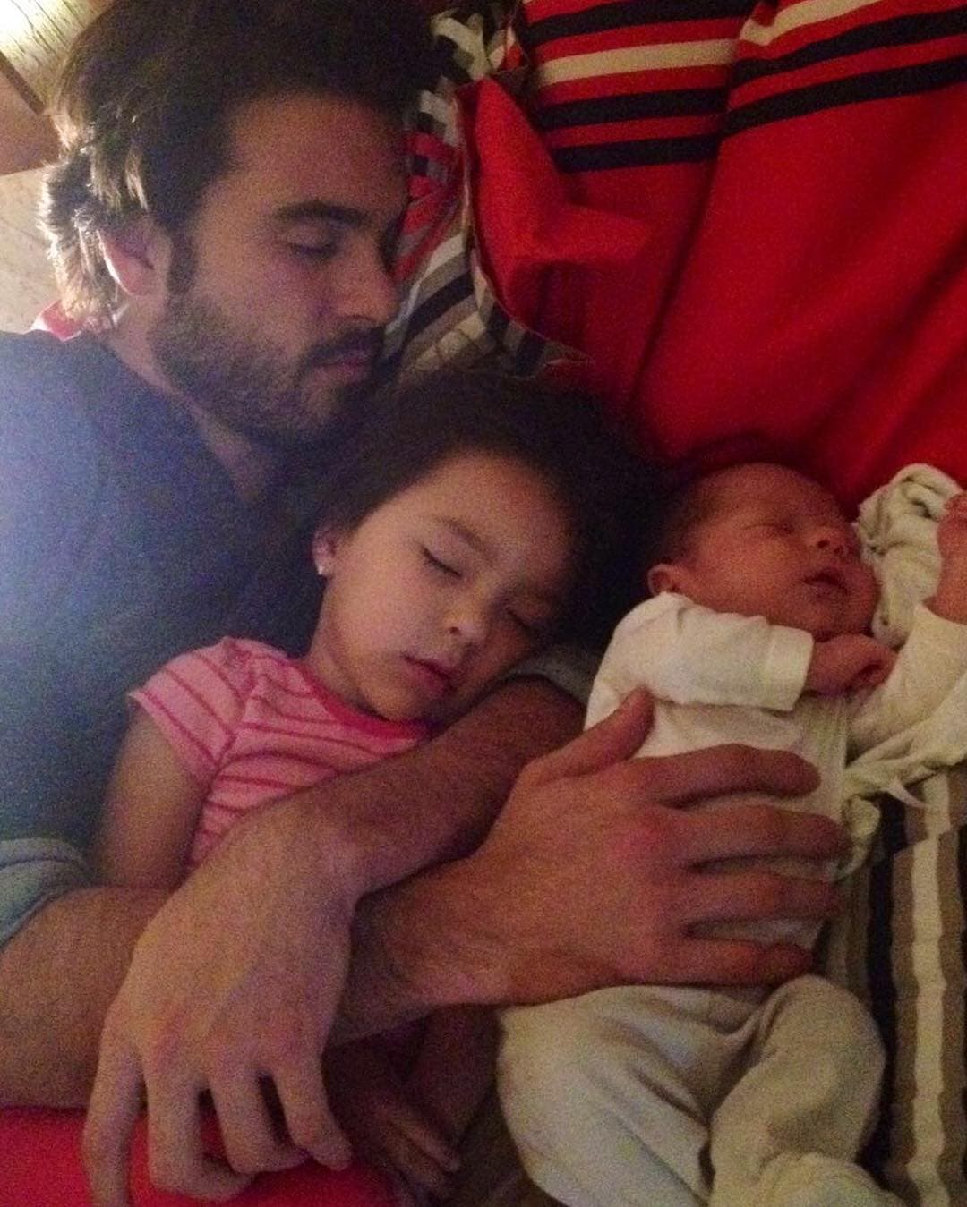 El actor muestra imágenes de una de las mejores etapas de su vida.