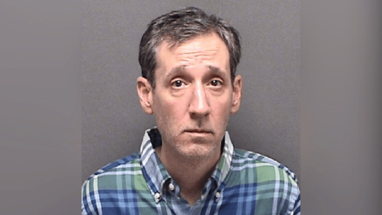 Le dan 99 años de prisión por matar a su tía después de tratar de quitarle tarjeta de débito