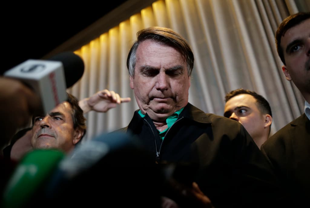 Por qué una corte de Brasil prohibió al expresidente Jair Bolsonaro aspirar a cualquier cargo electivo hasta 2030