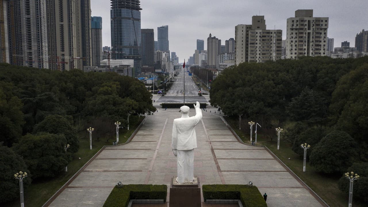 Las increíbles 'predicciones' de una novela de 1981 que habla de una epidemia mortal en Wuhan en 2020