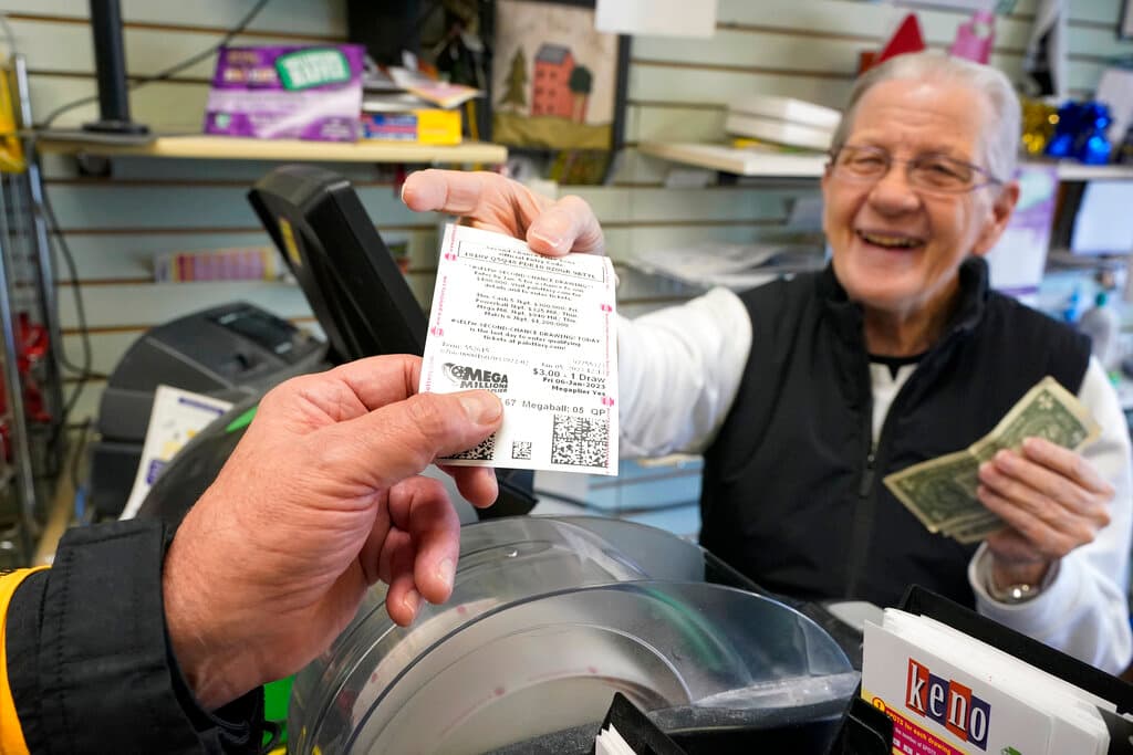 Powerball llega a los $565 millones: estas son 5 historias extraordinarias de ganadores de la lotería 