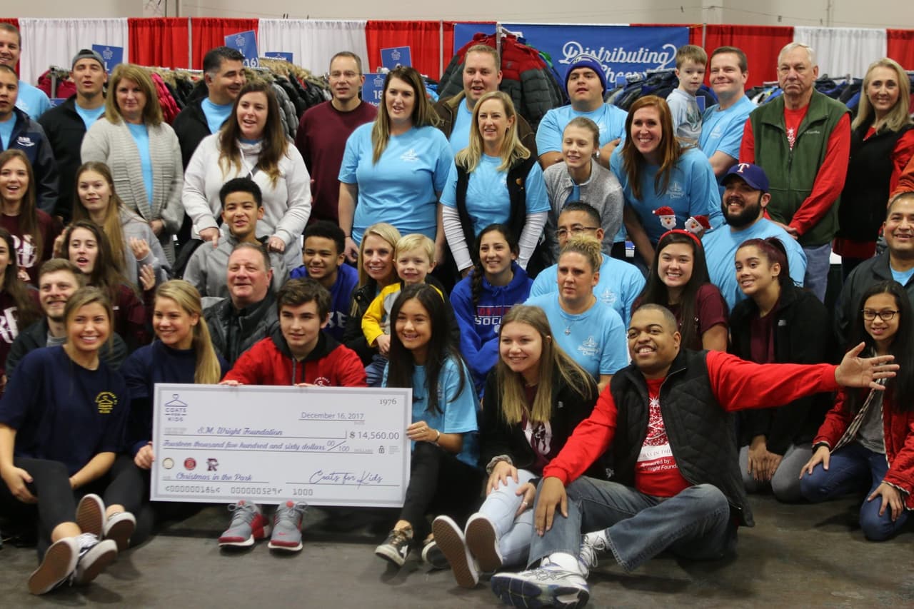 Se recomienda que imprima la información o la grabe en su teléfono celular y llevarlo a la siguiente dirección: Peoples Missionary Baptist Church en la cuadra 3119 Pine Street, Dallas, Texas 75215.
<br>