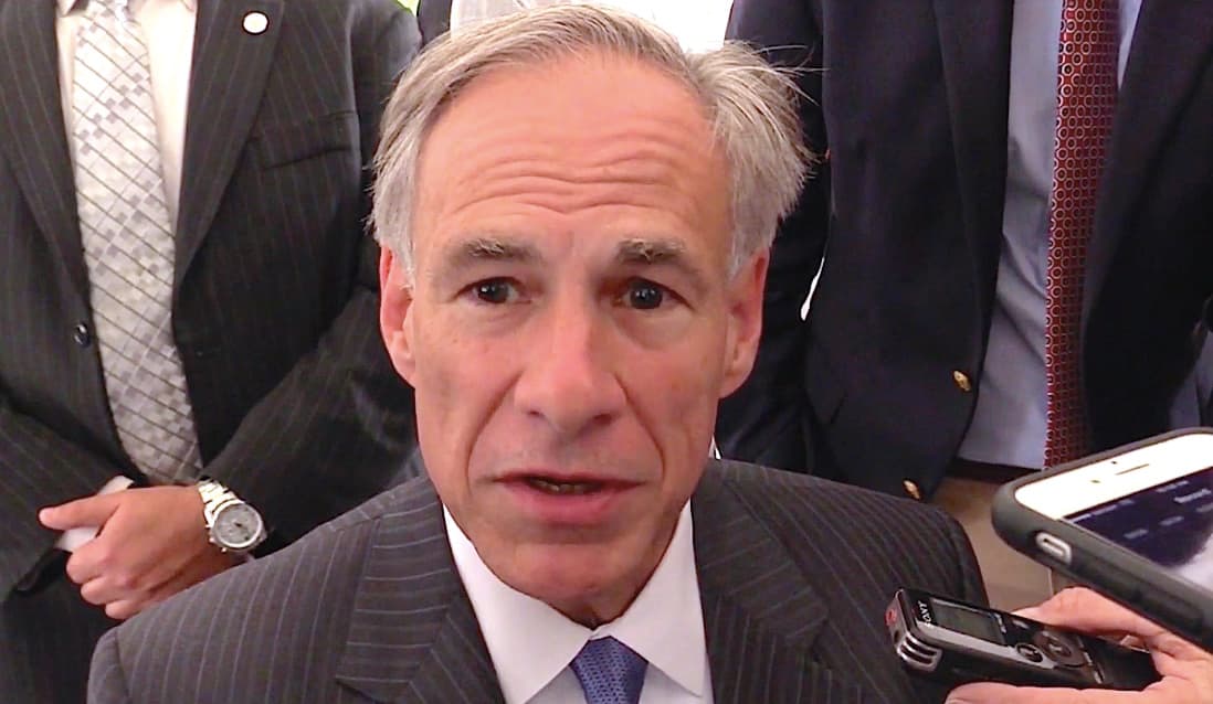 Llaman mentiroso al gobernador de Texas por su mensaje a la comunidad hispana con relación al alcance de la ley SB4 