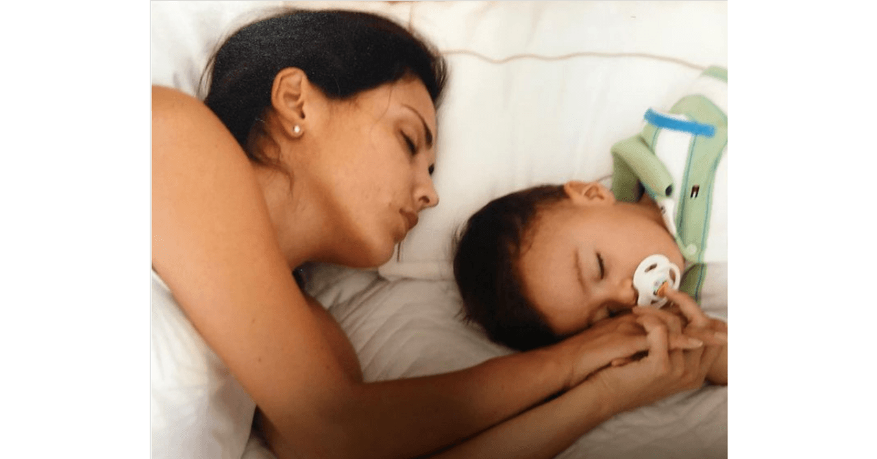 Natalia Esperón y su hijo José Antonio