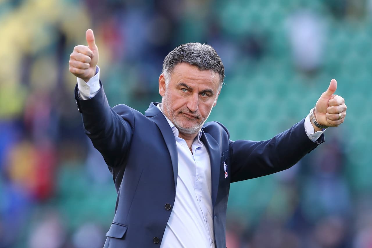 Christophe Galtier ganó la Copa de Liga en Francia con el Saint Etienne y recibió el premio como entrenador del año durante la temporada 2012-13. Llegó al Lille OSC en diciembre de 2017.