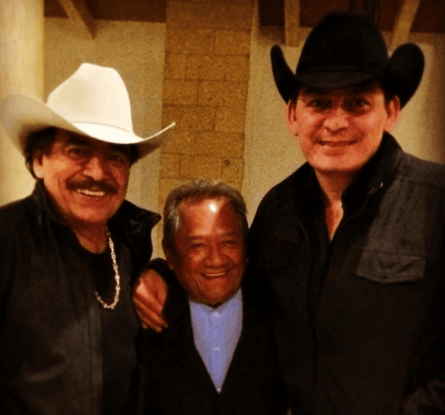 Su padre Joan Sebastian y el compositor Armando Manzanero han sido su inspiración.