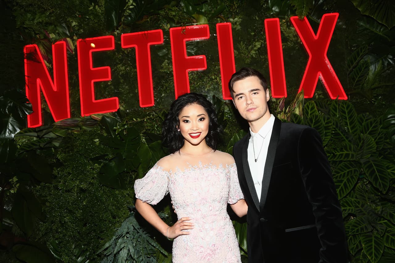 Lana Condor y Anthony De La Torre