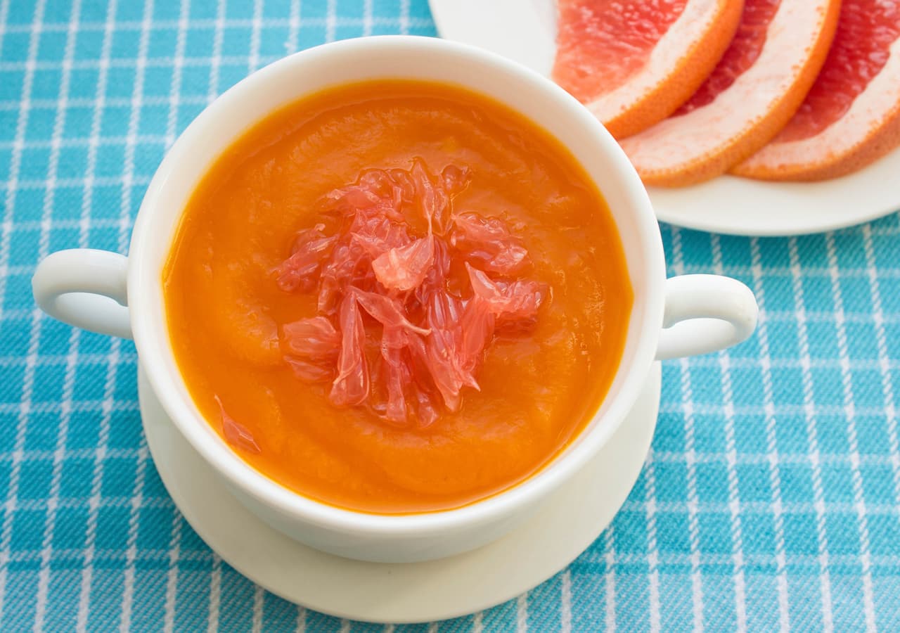 Si quieres elevar el espíritu de Halloween, una sopa de calabaza es la elección.