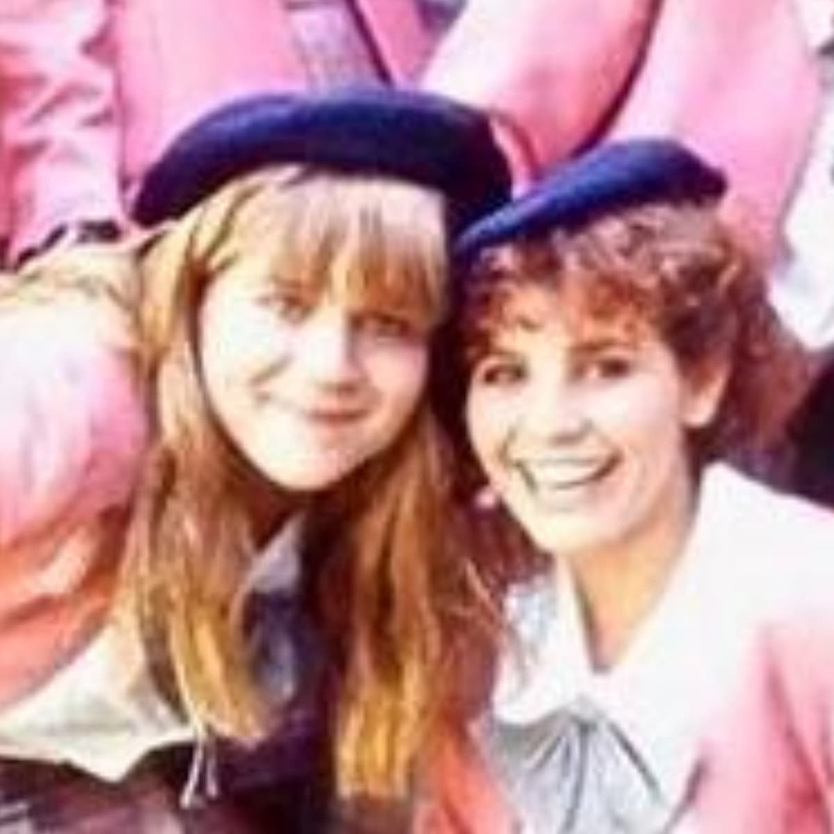 En 1992 Ruvalcaba participó en 
<b><a href="https://www.univision.com/shows/donde-estan-ahora-los-actores-de-baila-conmigo-fotos#ef650bcf0000" target="_blank">'Baila conmigo'</a></b> y fue la última vez que se supo de ella. De acuerdo con 
<b><a href="https://www.tvynovelas.com/mx/tv-y-novelas/angelica-ruvalcaba-que-fue-alcanzar-una-estrella/" target="_blank">TVyNovelas</a></b>, dejó de manera abrupta la telenovela debido a que sufrió una descompensación por haberse sometido a un régimen alimenticio para bajar de peso. Se retiró totalmente de la actuación. 
<br>