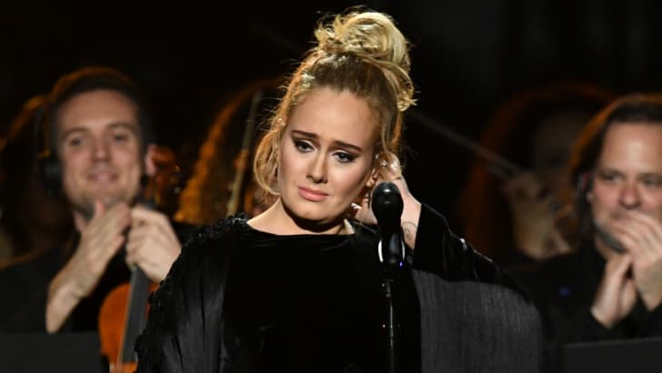 Adele dejó sin excusas a Mariah Carey 