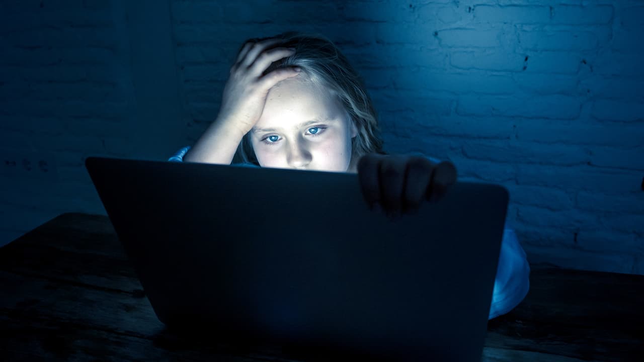 Protege a tus hijos del acoso y otros delitos en redes sociales. Estos 
<a href="https://www.univision.com/shows/despierta-america/como-proteger-a-tus-hijos-del-acoso-sexual-en-redes-consejos-y-aplicaciones-que-seran-los-aliados-de-los-padres-video">consejos</a> te muestran que es más sencillo de lo que parece.