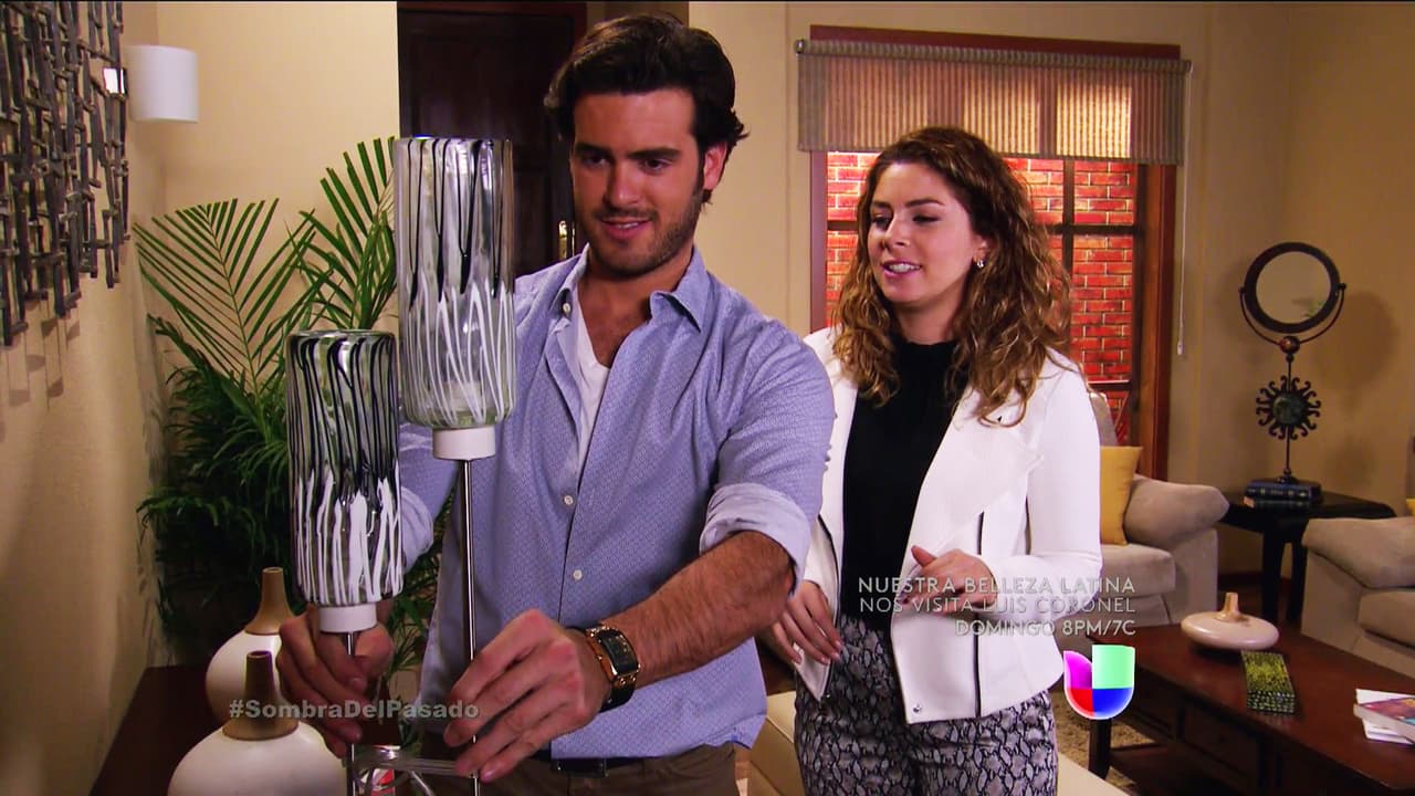 Para desgracia de Aldonza, él estuvo muy cerca de Valeria, quien buscó conquistarlo a toda costa.