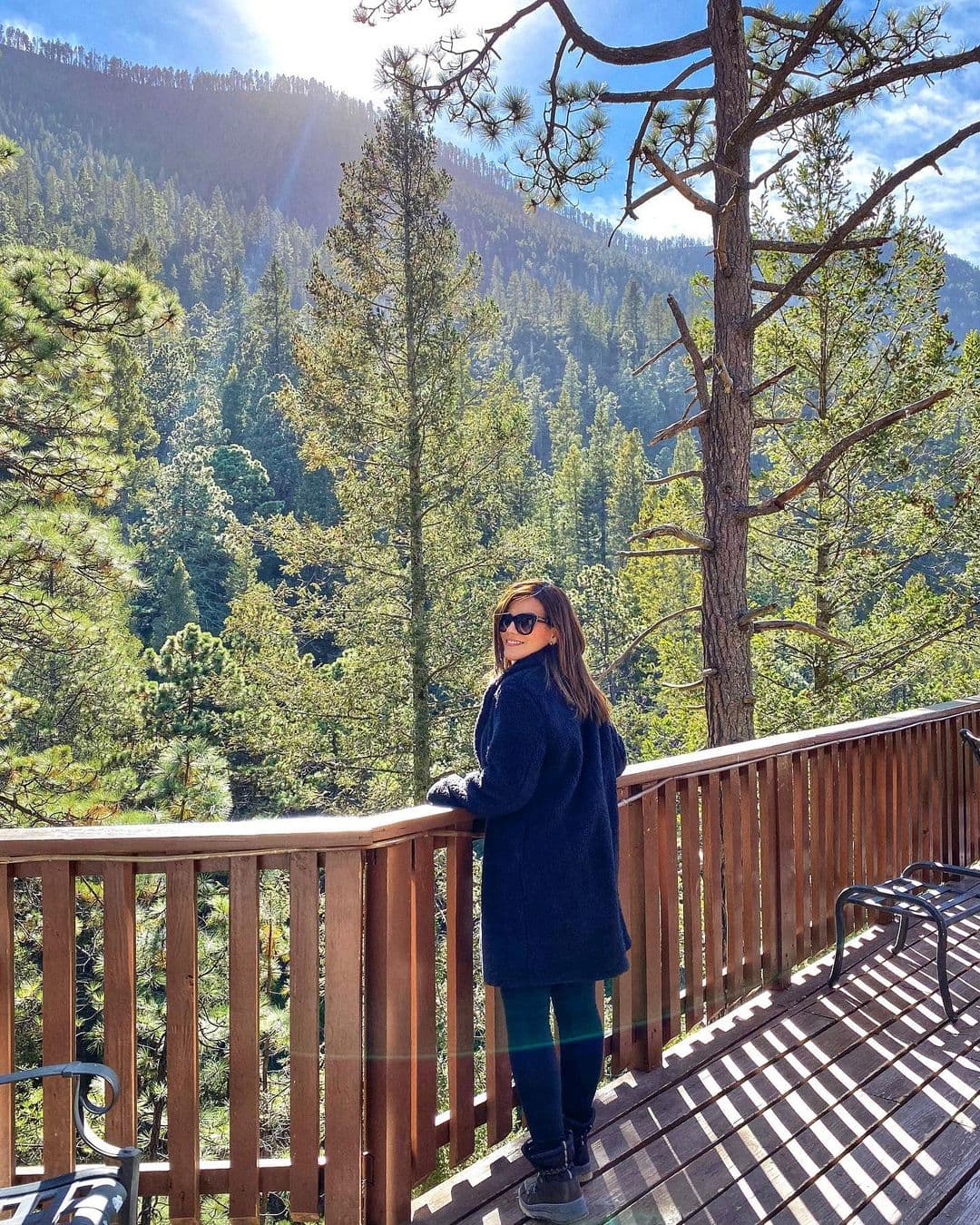 Tras agradecer que 
<b><a href="https://www.univision.com/shows/el-gordo-y-la-flaca/tengo-varios-meses-de-ser-la-senora-ponce-karina-banda-revela-que-se-caso-en-secreto-con-carlos-ponce-video" target="_blank">durante el 2020 unió su vida a la de Carlos Ponce</a></b>, 
<b><a href="https://www.univision.com/temas/karina-banda" target="_blank">Karina Banda</a></b> escribió en su cuenta de Instagram unas sentidas palabras para dar la bienvenida al 2021: "De todo corazón deseo para ustedes y sus familias mucha salud, unión y felicidad".