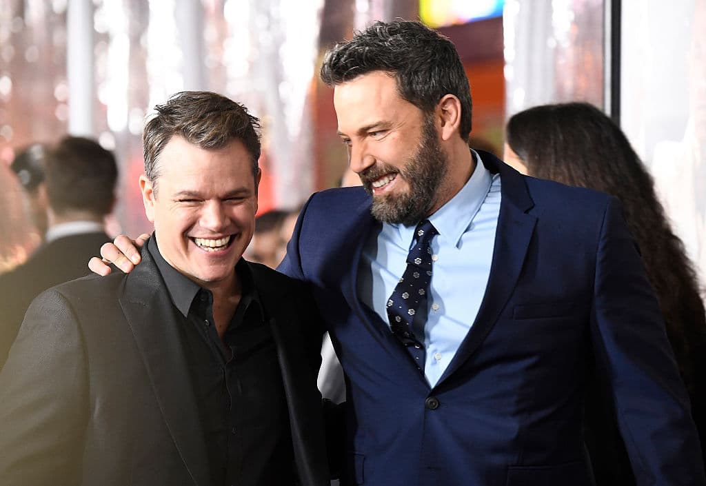 <b>Matt Demon y Ben Affleck</b> tienen más cosas en común que dedicarse a la actuación: estudiaron juntos en la secundaria Cambridge Rindge & Latin School en Boston.
<br>