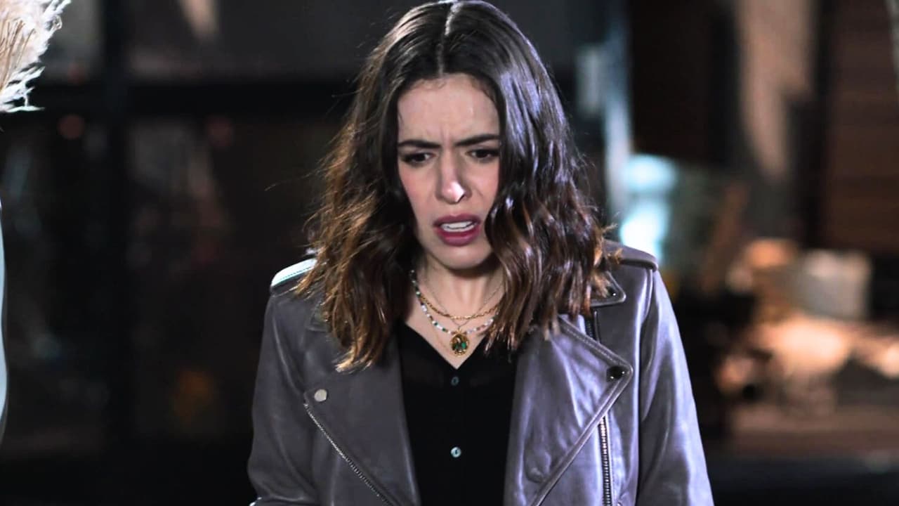 Resumen de La Historia de Juana capítulo 2