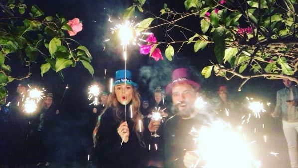 Marjorie de Sousa y Julián Gil no dejan de reflejar la enorme felicidad que sienten, pues además de que su relación va 'viento en popa', ya se convirtieron papás.