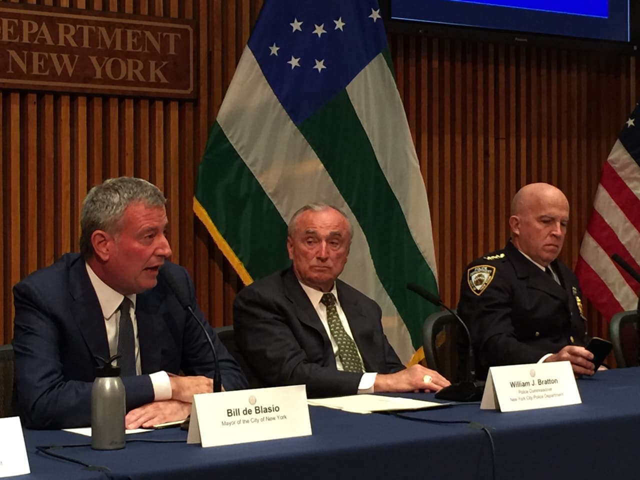 En 25 años la ciudad de Nueva York no disfrutó un verano seguro como éste, según Bratton