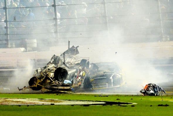 Accidente NASCAR en Daytona 2015