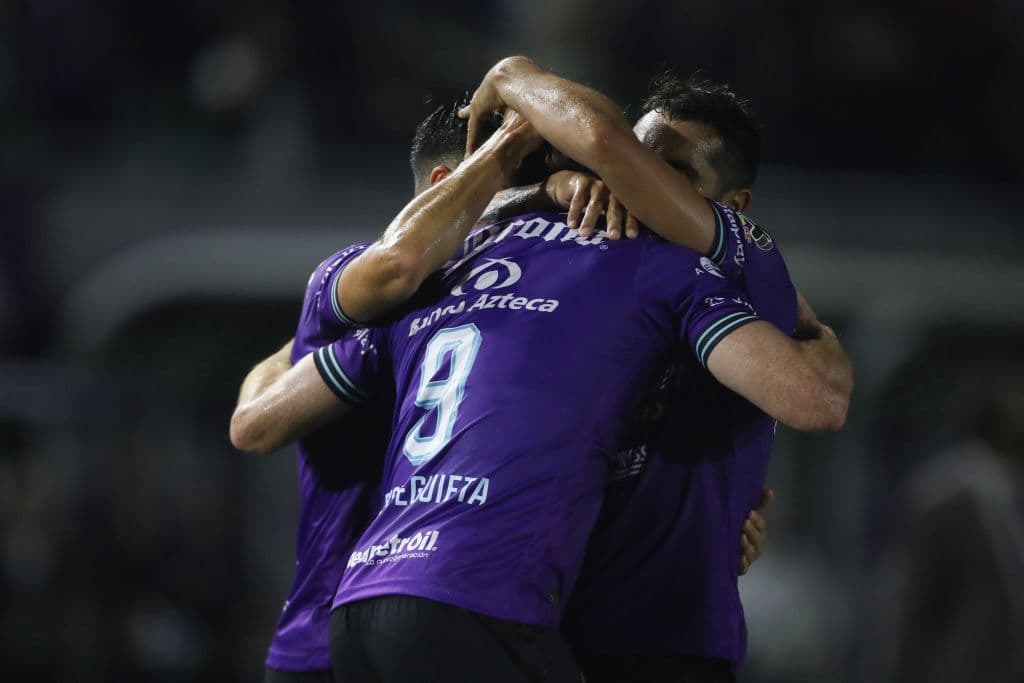 Mazatlán registra un jugador positivo de COVID-19