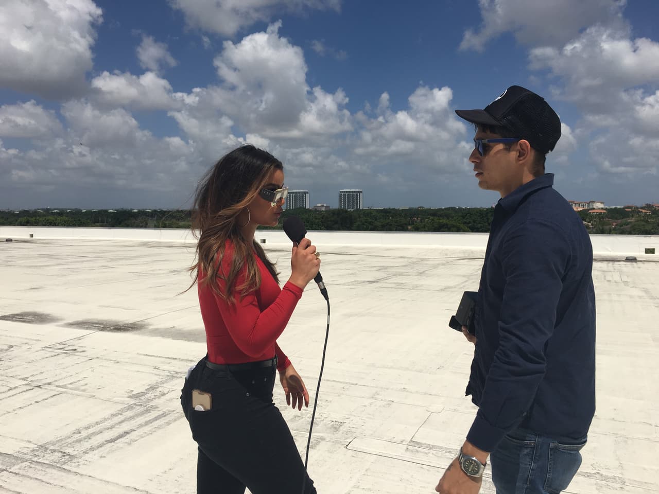 Practicando lo que dirá en su espacio.