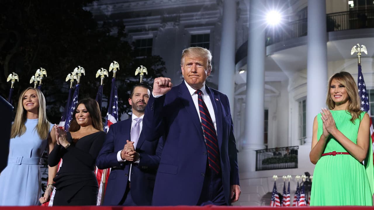 Contienda por el Senado queda relegada en la convención republicana