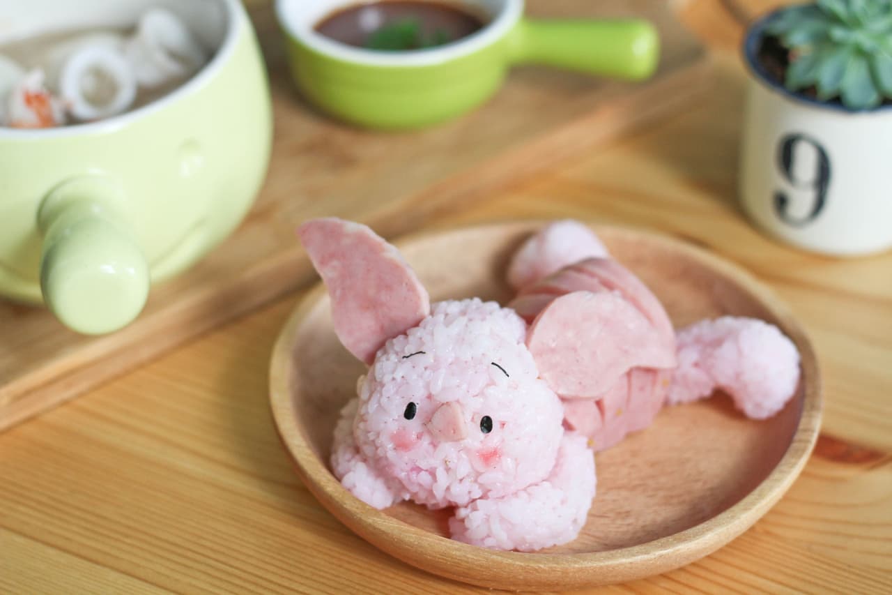 Si Piglet ya era el puerquito más tierno, ¡ahora lo es más!