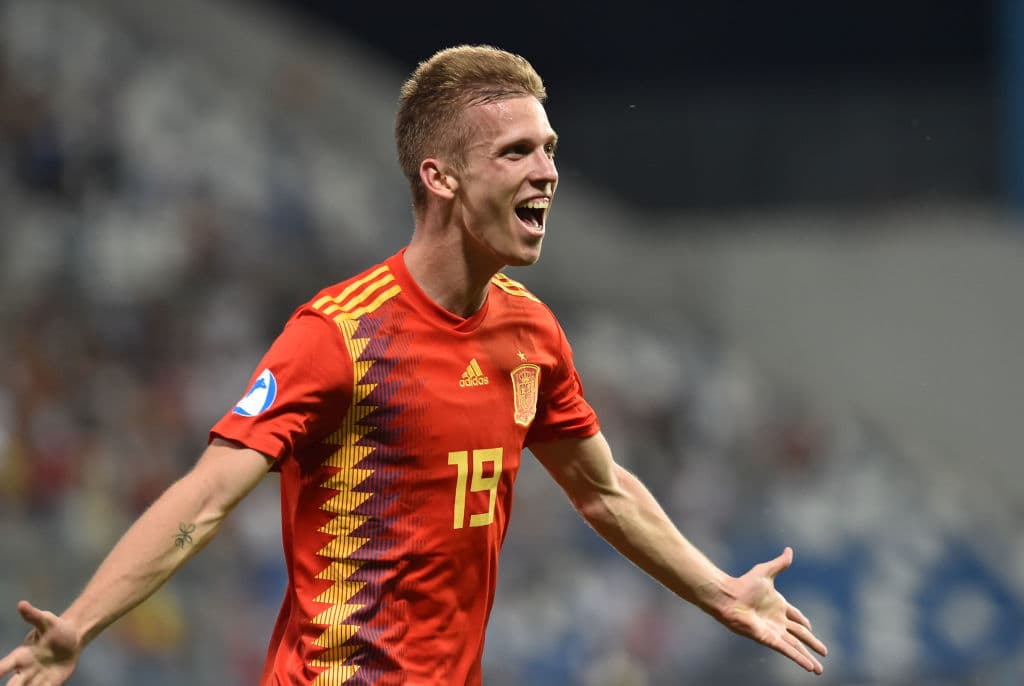 Y nada más salir del vestidor, España ampliaba su ventaja en el cotejo gracias al futbolista del Dónamo de Zagreb, Dani Olmo, con el 3-1 a los 47 minutos. Caras largas para los franceses.