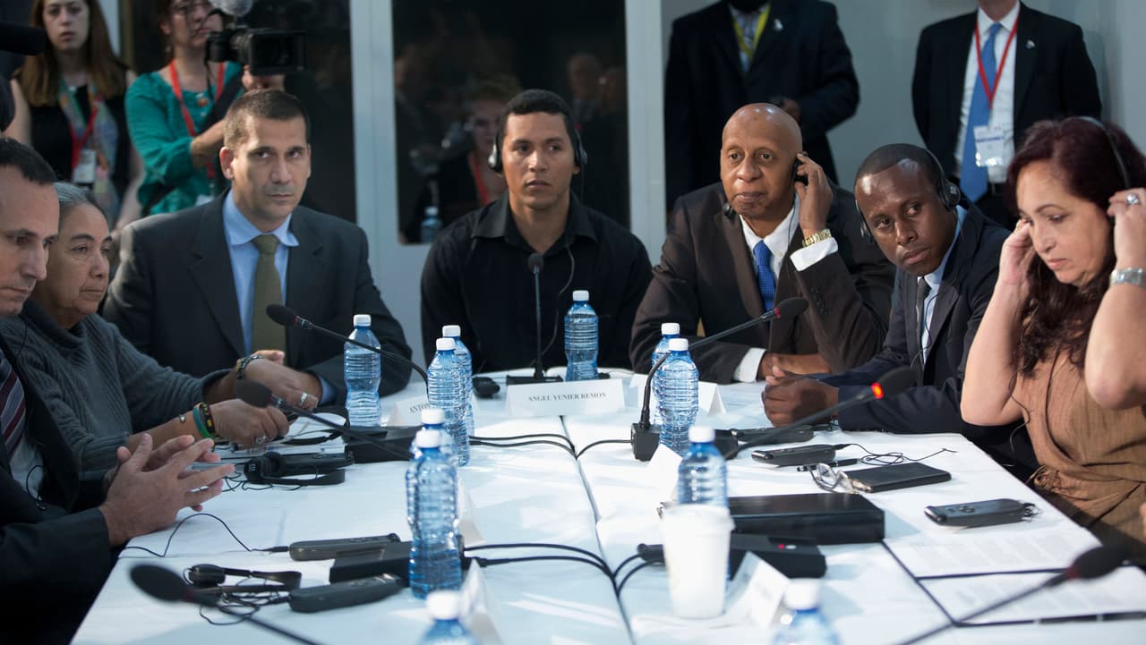José Daniel Ferrer, Juana Mora Cedeño, Antonio Rodiles, Angel Yunier Remon, Guillermo 'Coco' Fariñas, Nelson Alvarez Matute, Miriam Celaya González con Obama.
