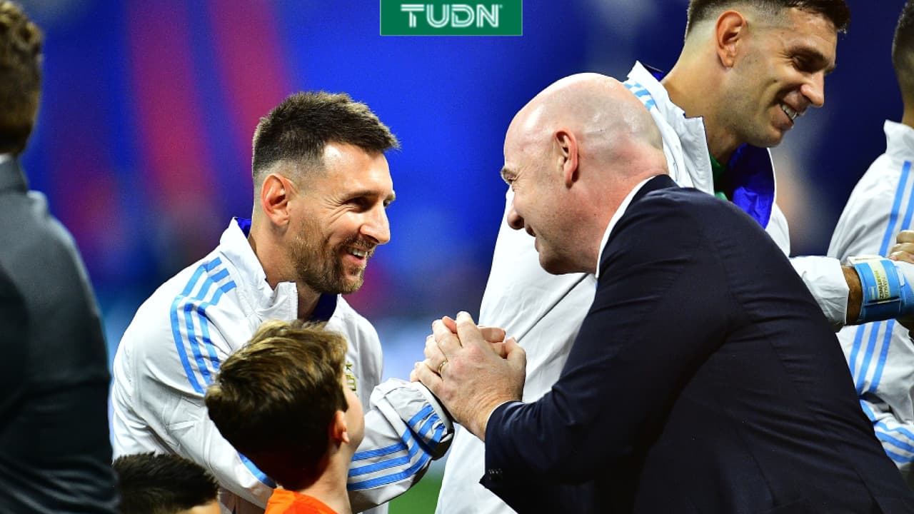 ¿Por qué razón Infantino felicitó a Messi tras gol ante Jordania?