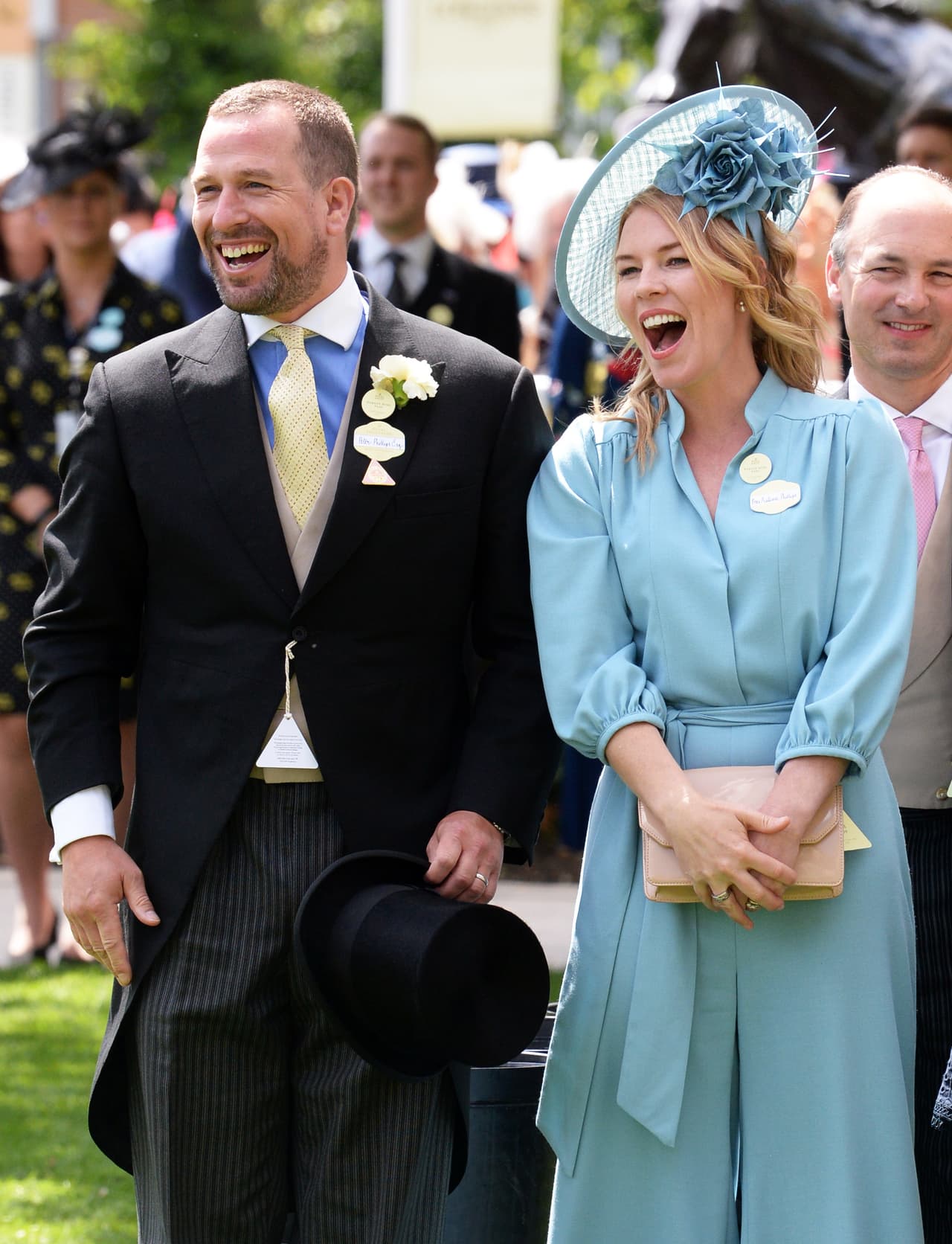 En medio todo eso, se suscitó la noticia del divorcio de su nieto "favorito". El hecho, aunque ya era conocido por ella, provocó desconcierto en la reina.
<br>