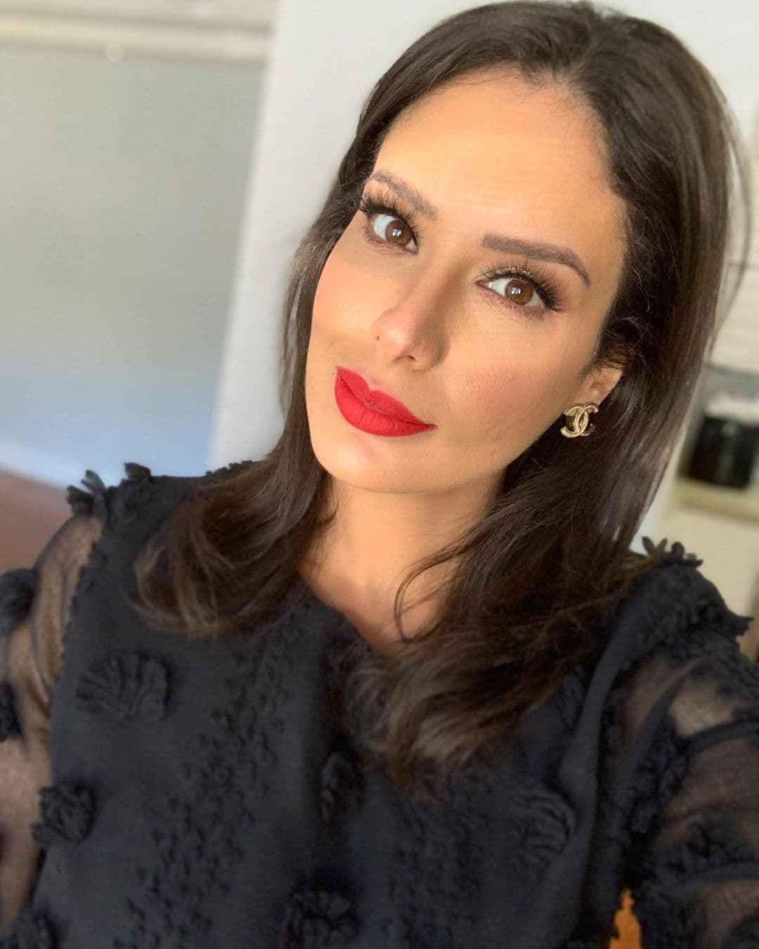 Aleyda Ortiz nos recomienda salir solo si es necesario, como en su caso, que tras darnos las mejores ofertas en Despierta América, volvió a su hogar para evitar el contacto lo más que se pueda.