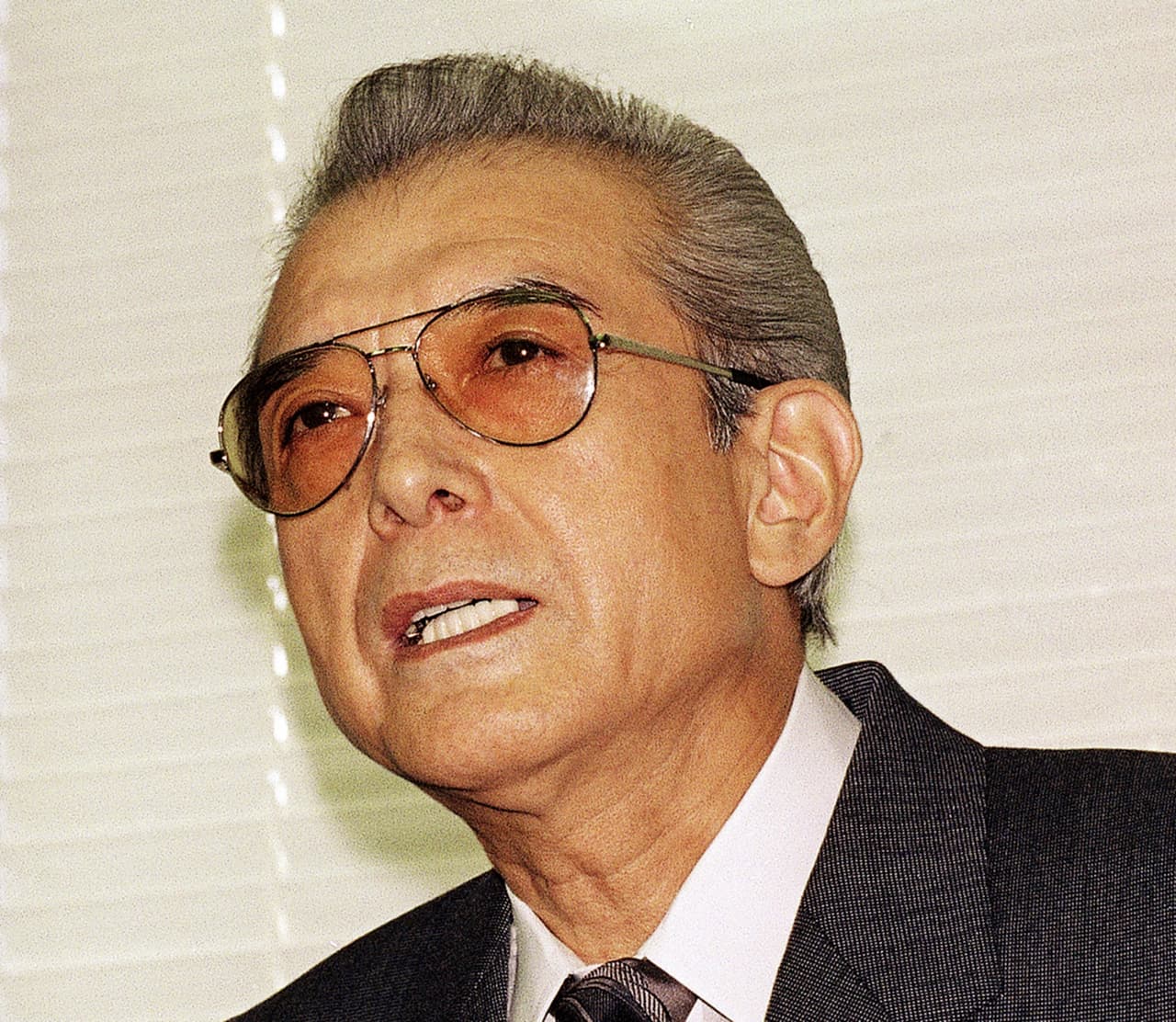 <b>Hiroshi Yamauchi, Nintendo</b>.
<br>
<br>Este empresario japonés dejó la universidad en 1948 para hacerse cargo del negocio de su abuelo, una fábrica de juegos de cartas llamada Nintendo Koppai. Con Donkey Kong, Super Mario Bros y su emblemática consola entró a la industria de los videojuegos y la revolucionó. Murió en 2013, a los 85 años de edad.
<br>