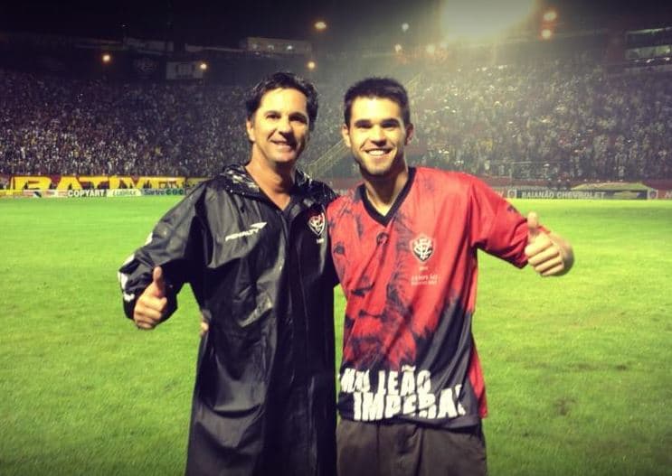 Las personas que salvaron su vida al no subir al avión 