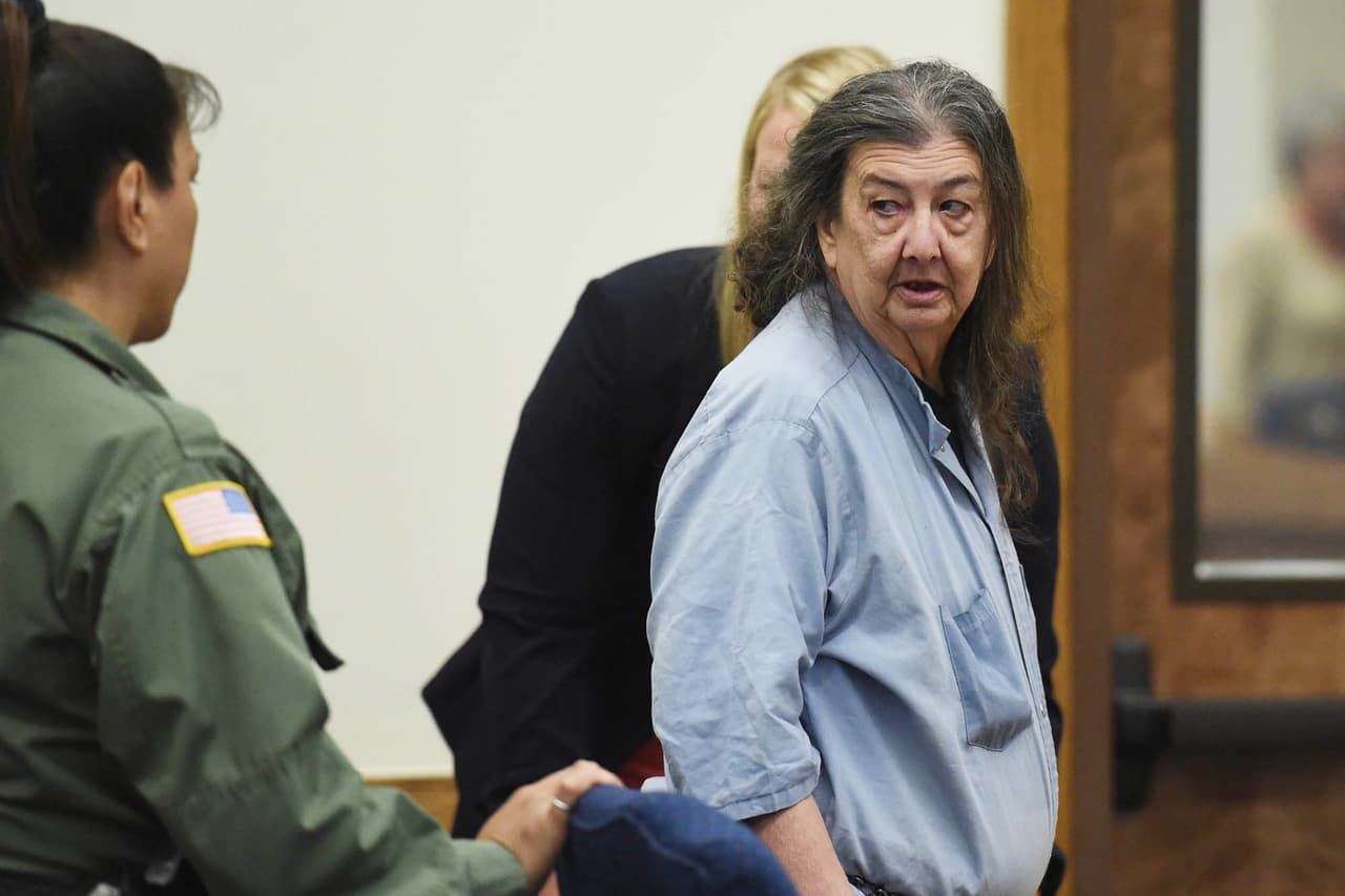 Una mujer que pasó 35 años en prisión por un asesinato que no cometió recibirá una indemnización de $3 millones