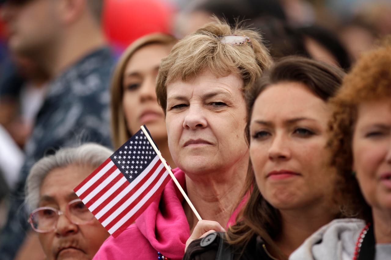 ‘Hablemos de Inmigración’: hoy a las 7 pm quiénes califican para pedir la ciudadanía