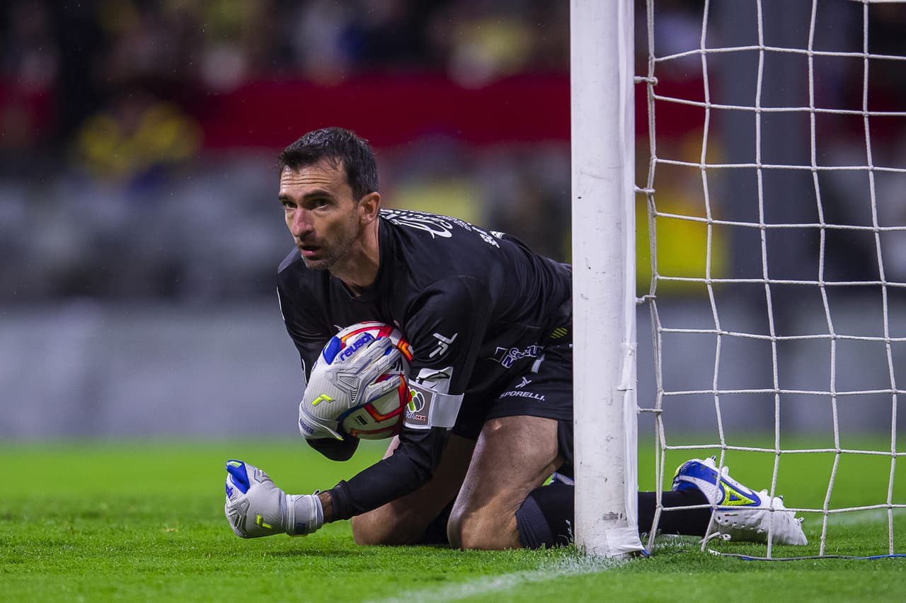 América goleó 3-0 al Atlético de San Luis con goles del ‘Cabecita’ Rodríguez, Diego Valdés y Henry Martín en la Jornada 13 del Apertura 2022.