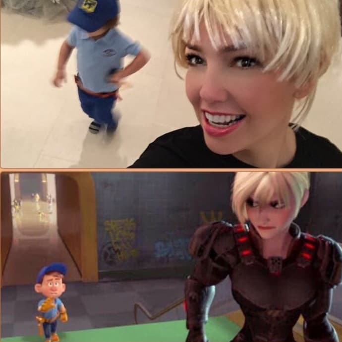 Sus hijos también son parte de sus aventuras, aquí con Matthew Alejandro. Su vida puede parecer un videojuego.