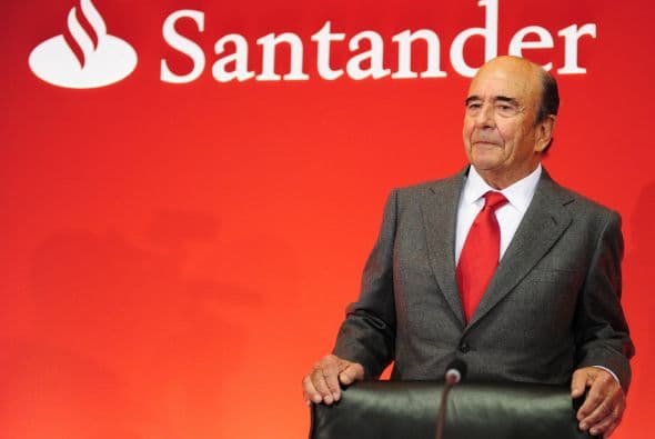 SANTANDER- El Banco Santander tuvo un beneficio neto de 1,604 millones de euros (unos $2,120 millones) entre enero y marzo de 2012, un 24% menos que el mismo periodo de 2011, informó su presidente Emilio Botín.