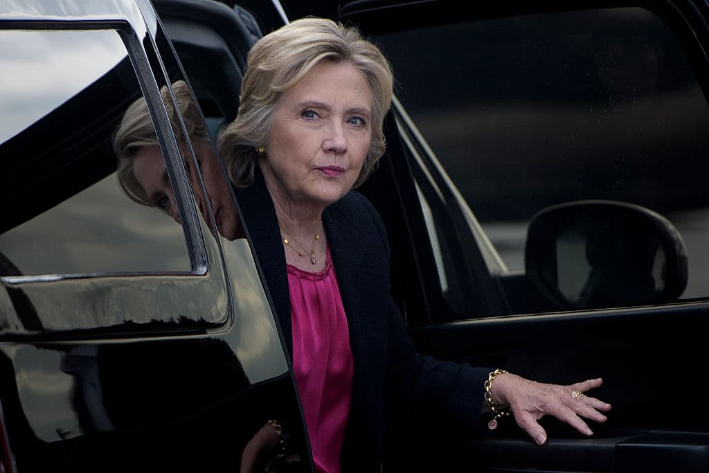 La computadora de Anthony Weiner no contenía "evidencias de que Hillary Clinton y sus asociados están involucrados en la trata de niños y la pedofilia"