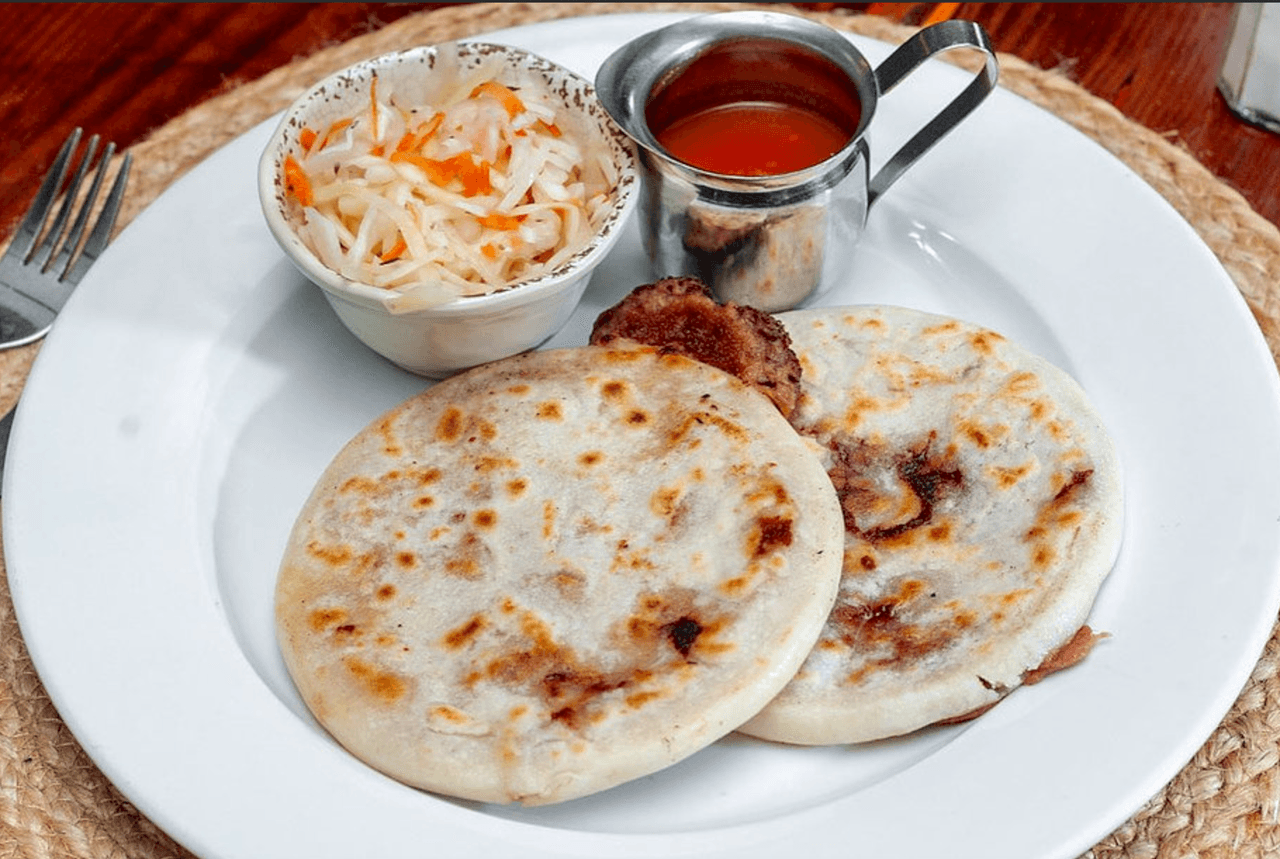 <a href="https://www.lacabanasalvadorena.com/" target="_blank">La cabaña salvadoreña</a> - Mejores restaurantes de América Latina y Centroamérica en NY