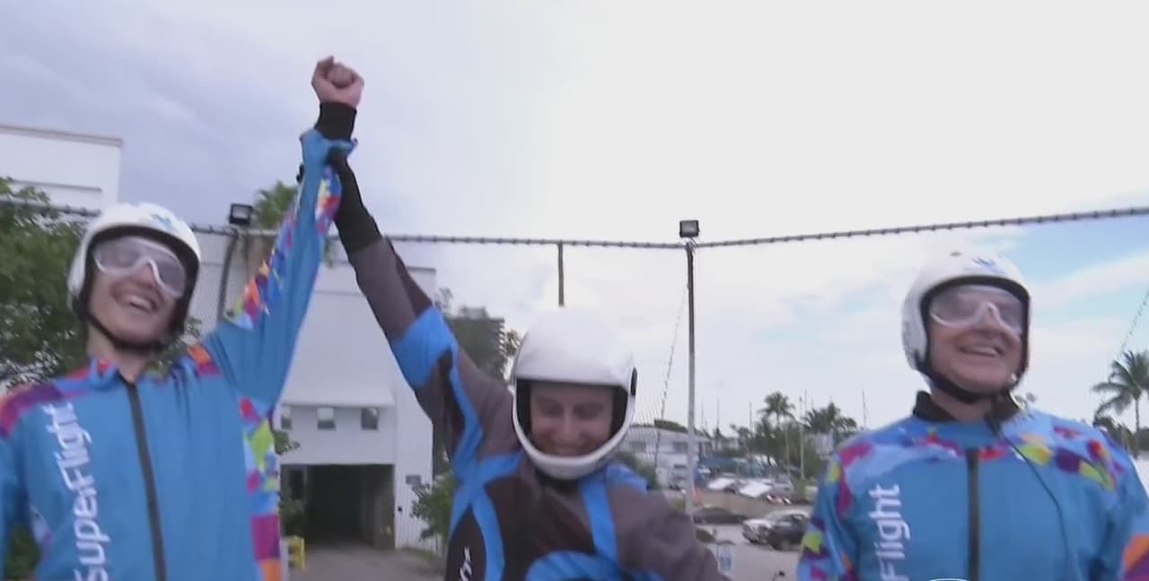 “Te gané porque tú me enseñaste todo”, fueron las palabras que Alex le dijo a su padre frente a frente, mismas que lo llevaron a las lágrimas y enternecieron a sus compañeros del show.
<br>