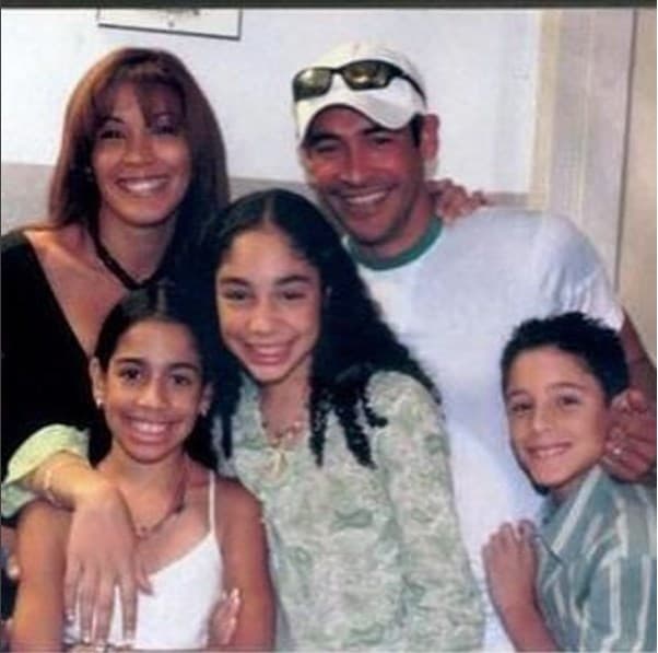 Johnny ha disfrutado cada momento de la increíble aventura de ser papá.