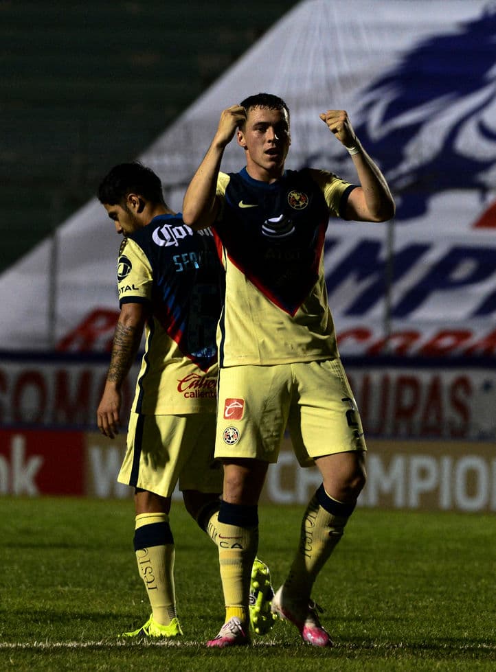 Federico Viñas no siente presión y espera su oportunidad con América