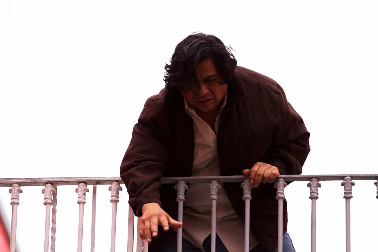 Al verla desangrándose, Ernesto emprendió la huída. ¿Yolanda se enterará del terrible accidente que le provocó a su tía?