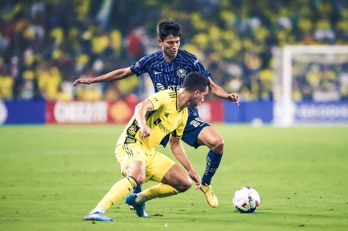 América no pudo derrotar a Nashville en la Leagues Cup Showcase por la vía de la tanda de penales. Nashville inició ganando a los seis minutos y aumentó el conteo a dos antes del cuarto de hora gracias a Bauer y Haakenson, respectivamente.