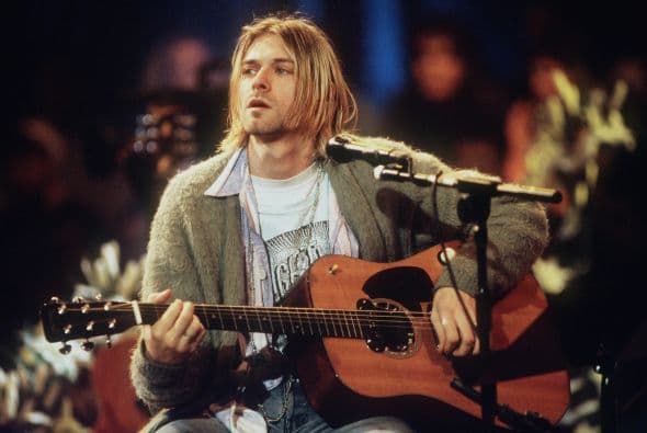 De igual manera se subastó una carta escrita por el líder de la banda Nirvana y dirigida a la cadena de televisión MTV en la que mostraba su inconformidad con el manejo de uno de sus temas por parte de la televisora. El documento llegó a valorarse en más de $3,250.