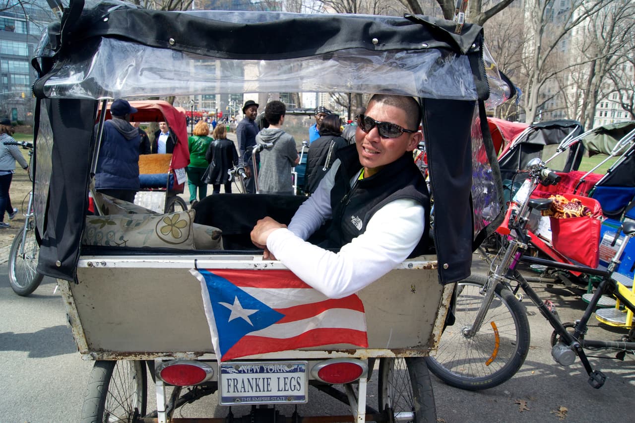 Bicitaxistas de NYC denuncian exceso de multas y hostigamiento 
