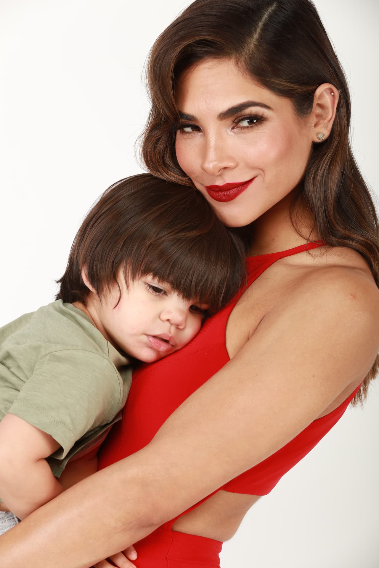 Los platillos que más disfruta prepararle a su hijo y su esposo son los típicos mexicanos.