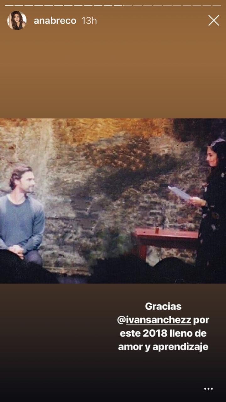"Gracias Iván Sánchez por 
<b>este 2018 lleno de amor</b> y aprendizaje", se lee en la imagen que compartió Ana Brenda en 
<b><a href="https://www.instagram.com/anabreco/">sus historias de Instagram</a></b>.